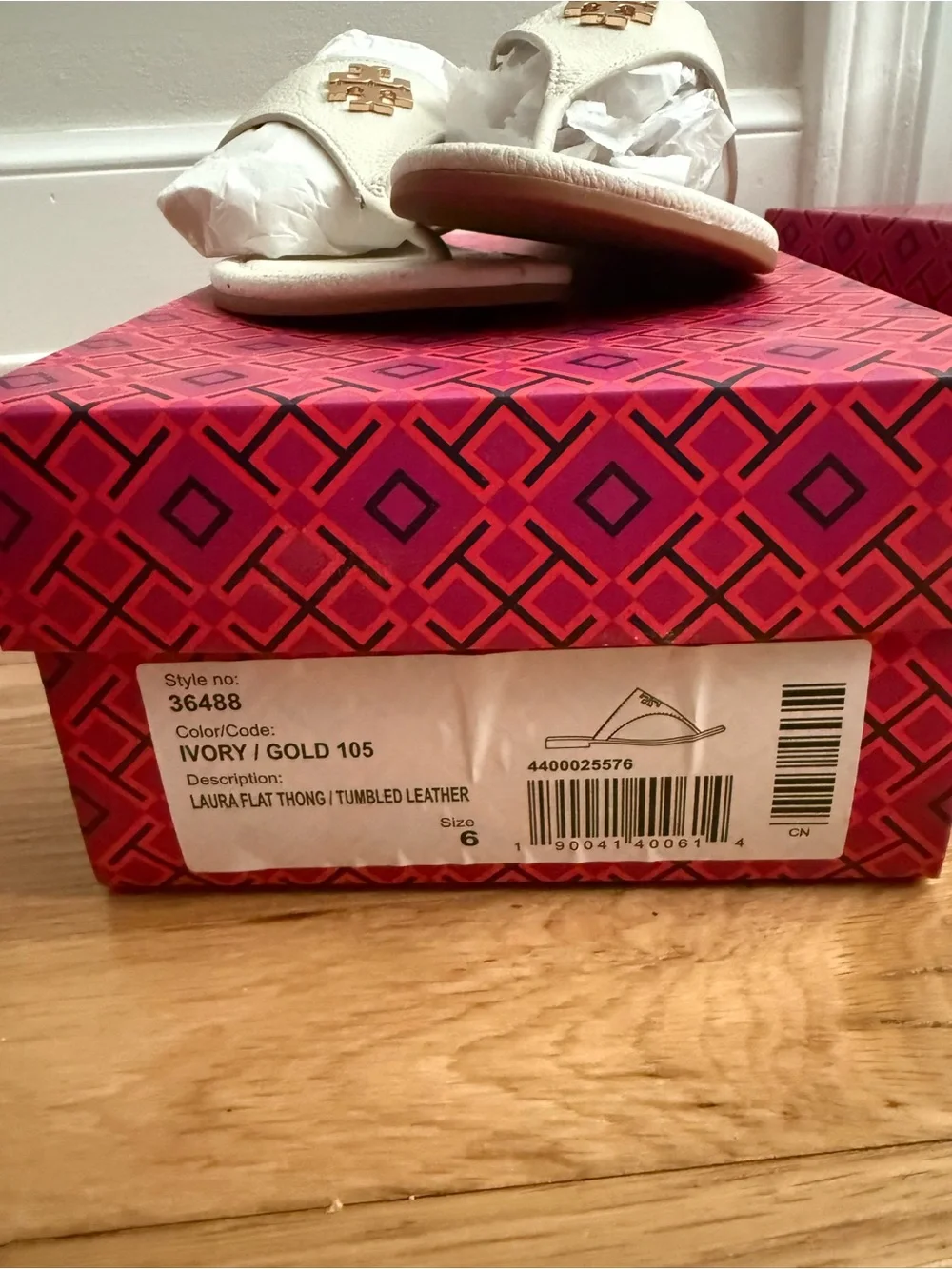 Tory Burch Cream Leather Thong Sandals with Gold Logo